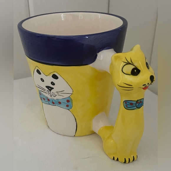 Vintage Trisa  Cat Mug  cat shaped handle 
Hand Painted 90s never used Yellow - Picture 3 of 10